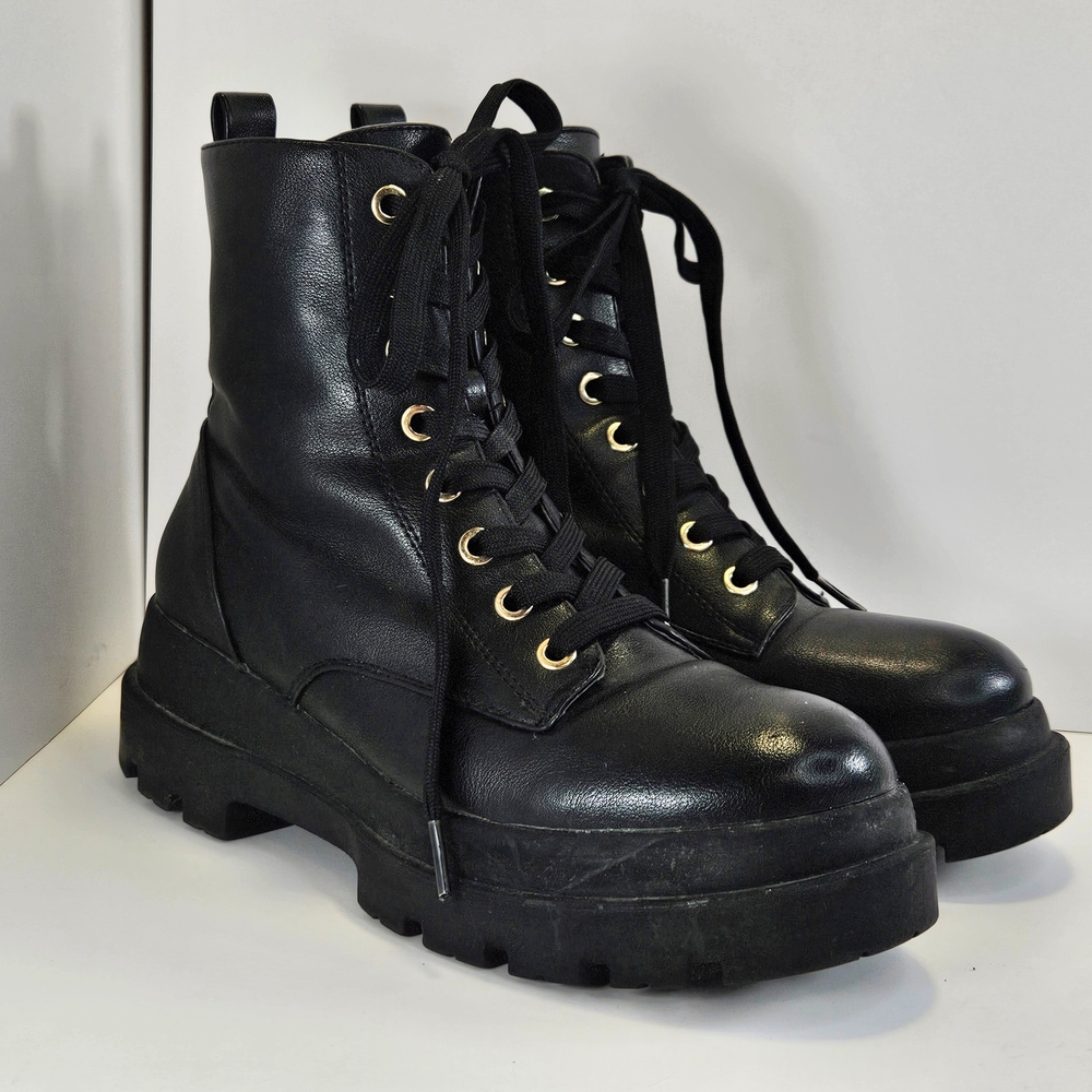 Call It Spring Women's Black Side Zip Combat Boots Lace Up Cozy Size 6.5